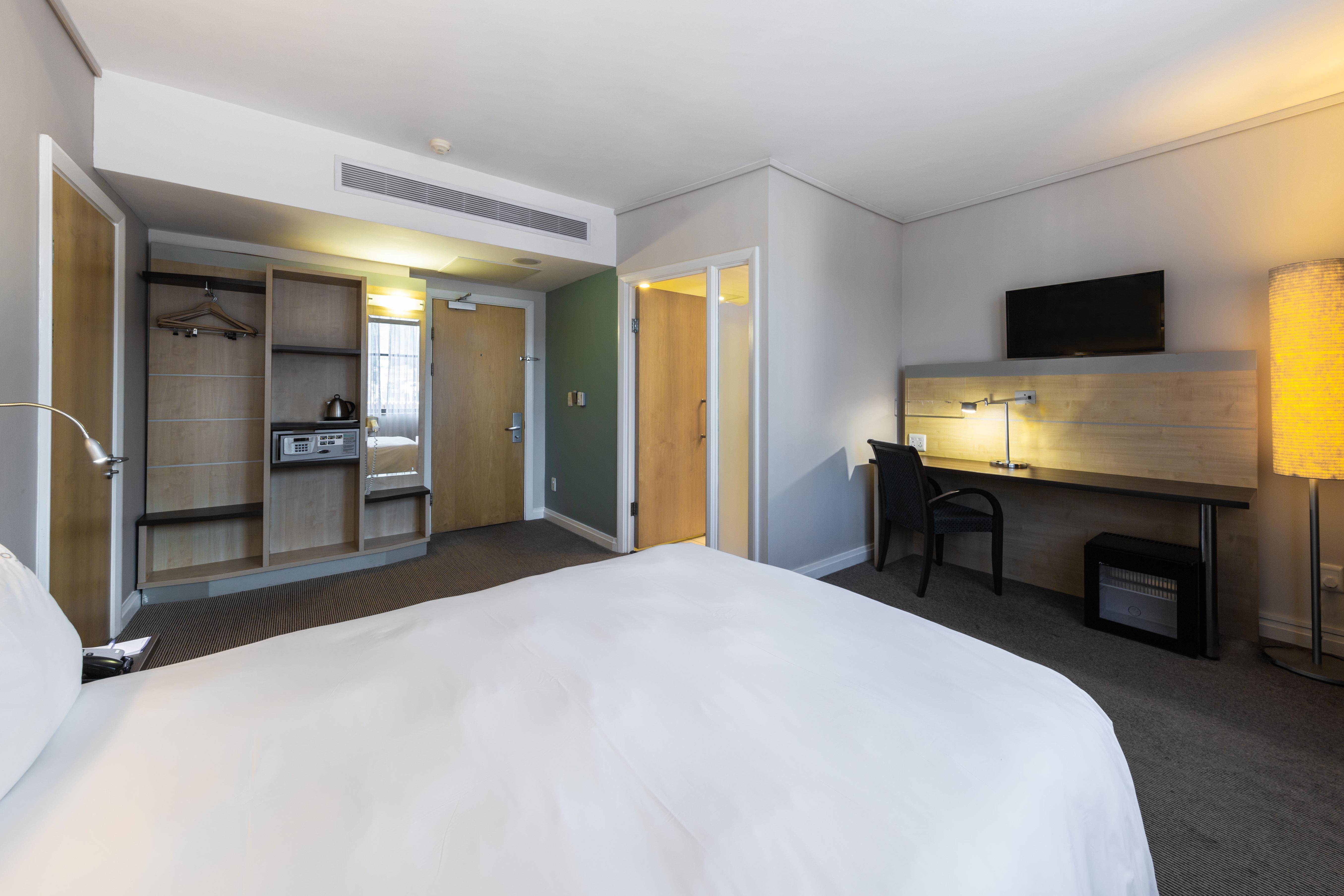 Holiday Inn Express Cape Town City Centre By Ihg Екстериор снимка