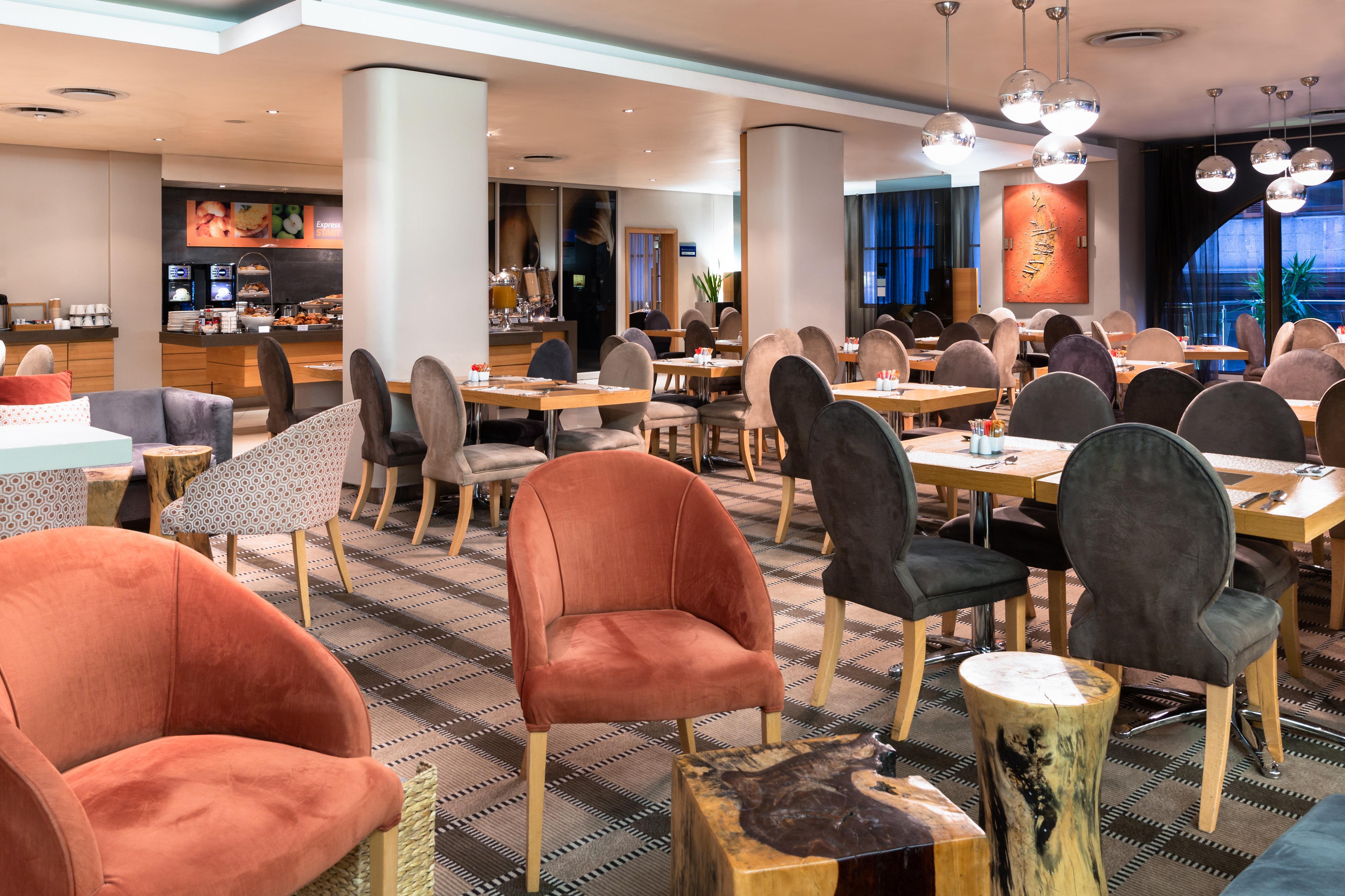 Holiday Inn Express Cape Town City Centre By Ihg Екстериор снимка