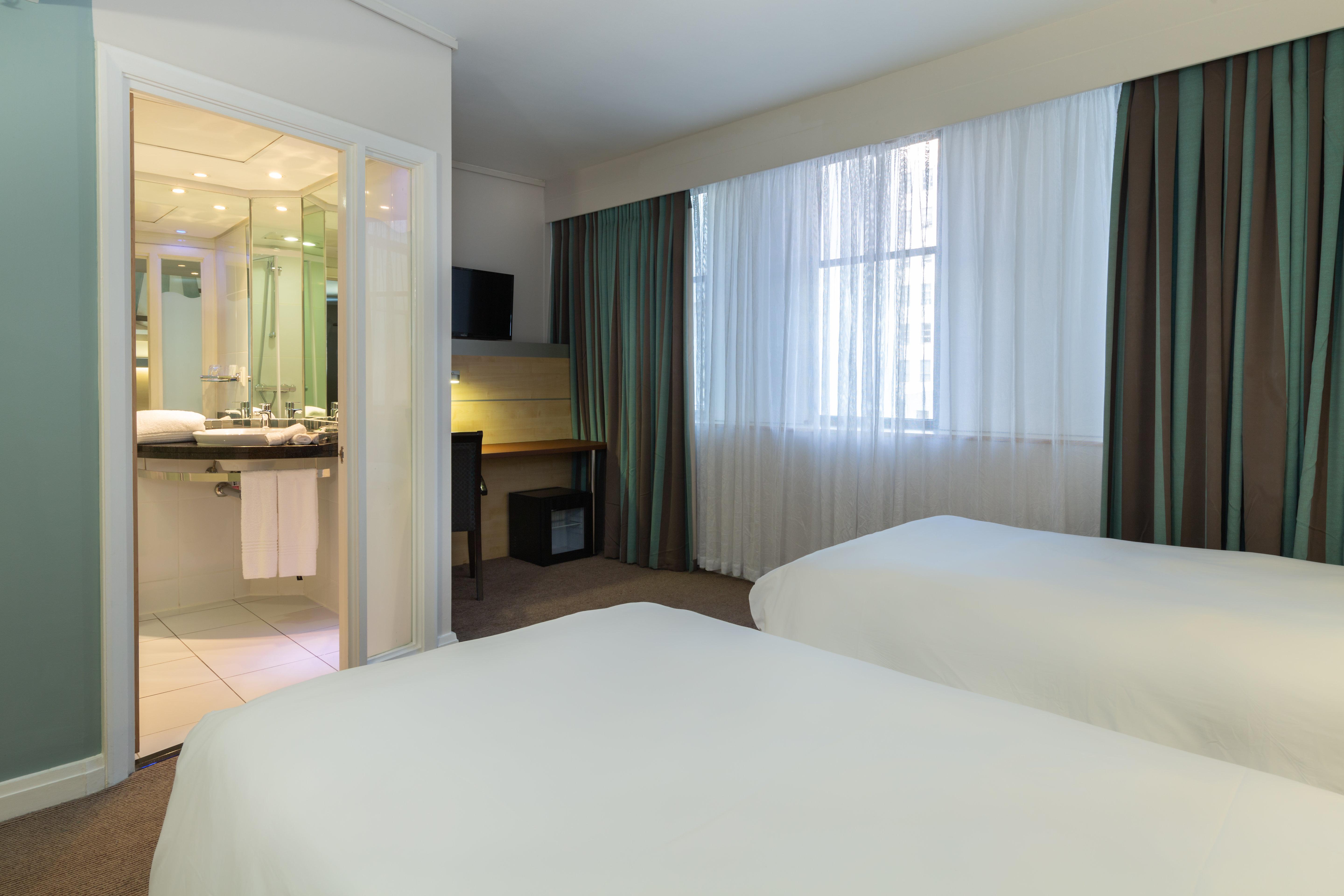 Holiday Inn Express Cape Town City Centre By Ihg Екстериор снимка