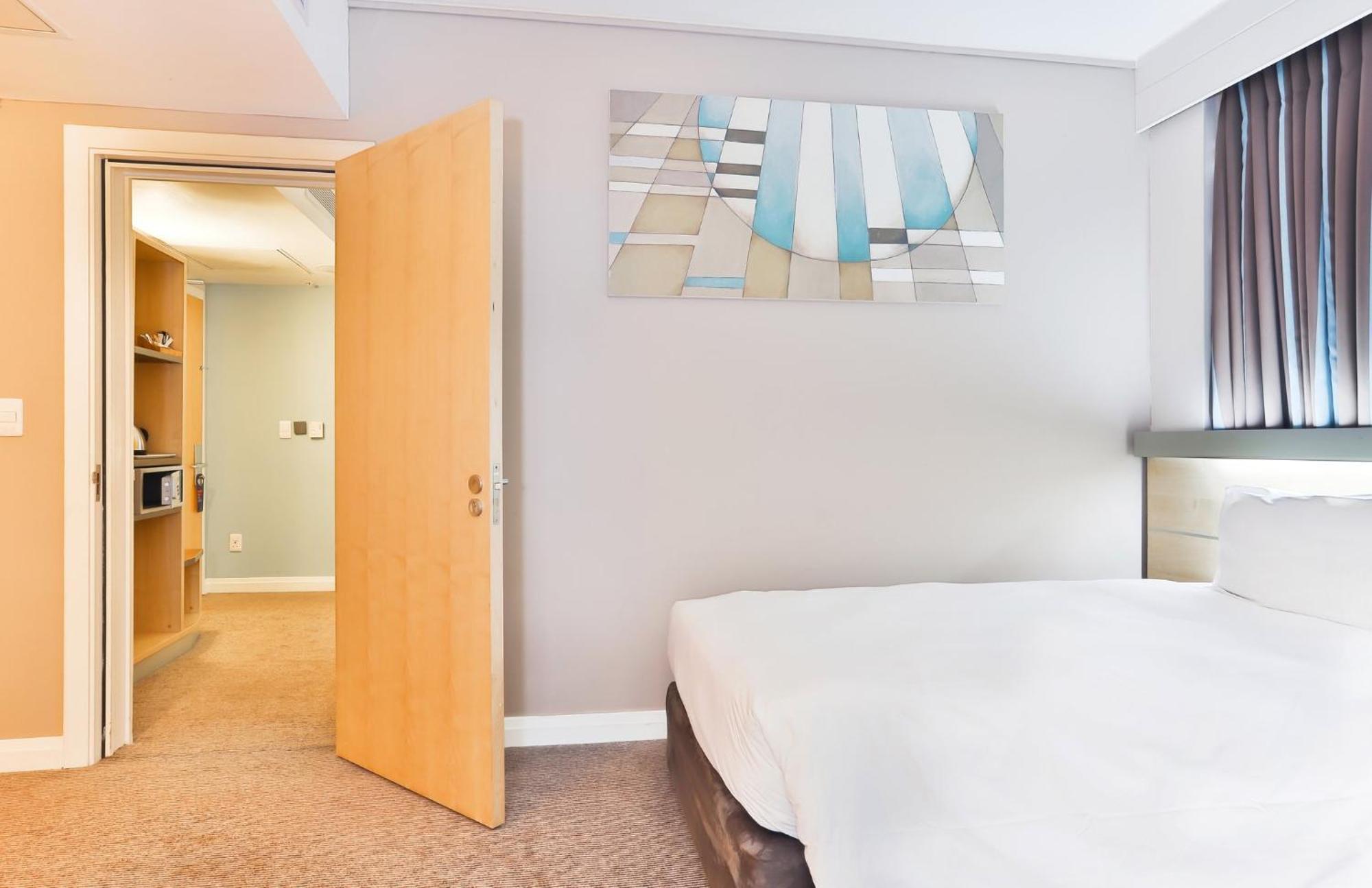 Holiday Inn Express Cape Town City Centre By Ihg Екстериор снимка